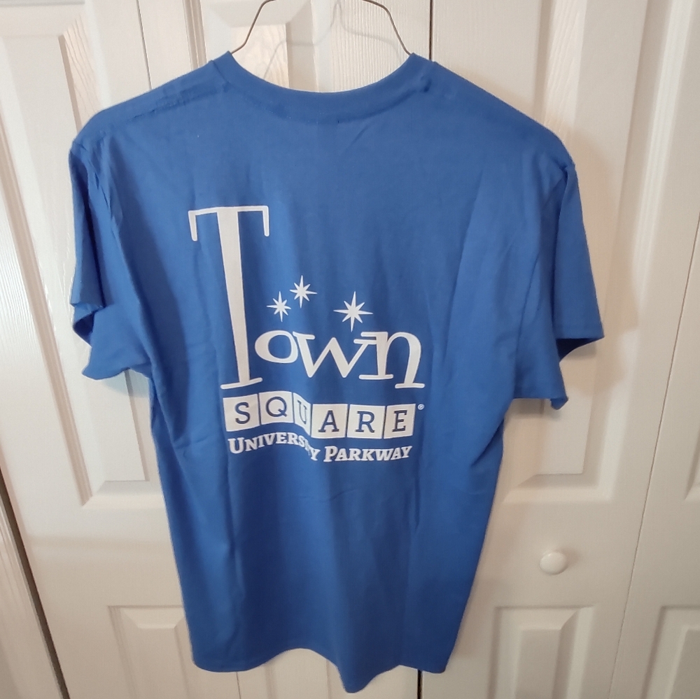 Women's Graphic Blue Cotton T-shirts  (Advertising) Size L New LOT Of 2